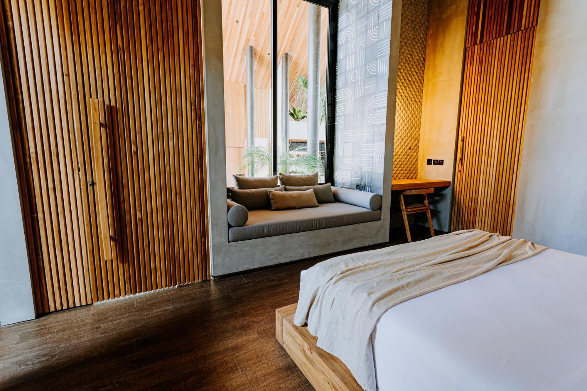 Villa Feh Bali By House Of Winds - Neo Tropical Eden Near Canggu كيروبوكان المظهر الخارجي الصورة