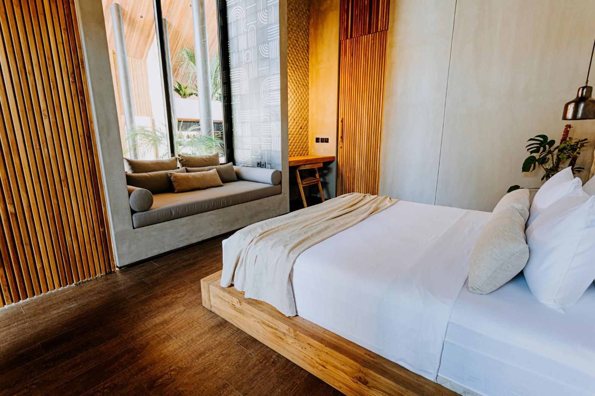 Villa Feh Bali By House Of Winds - Neo Tropical Eden Near Canggu كيروبوكان المظهر الخارجي الصورة